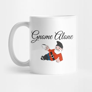 Gnome alone funny christmas gnome pun Mug